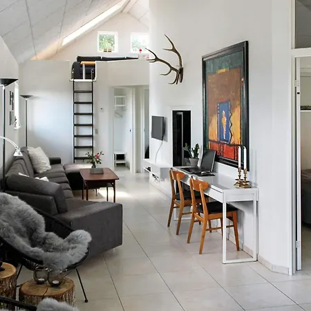 8 Person In * Børkop