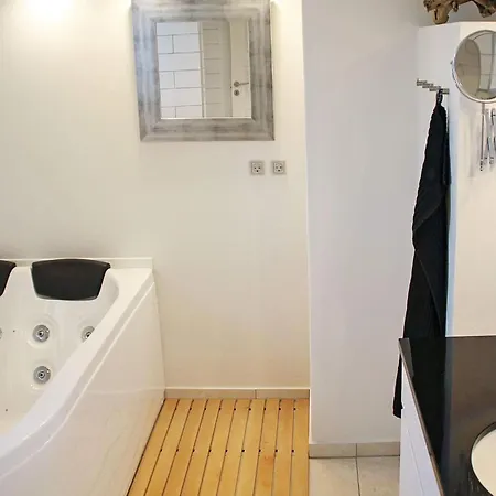 Vakantiehuis 8 Person In *